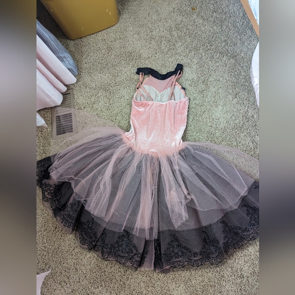 Favorite Crime Petal 13627 Weissman - Picture 4 of 4